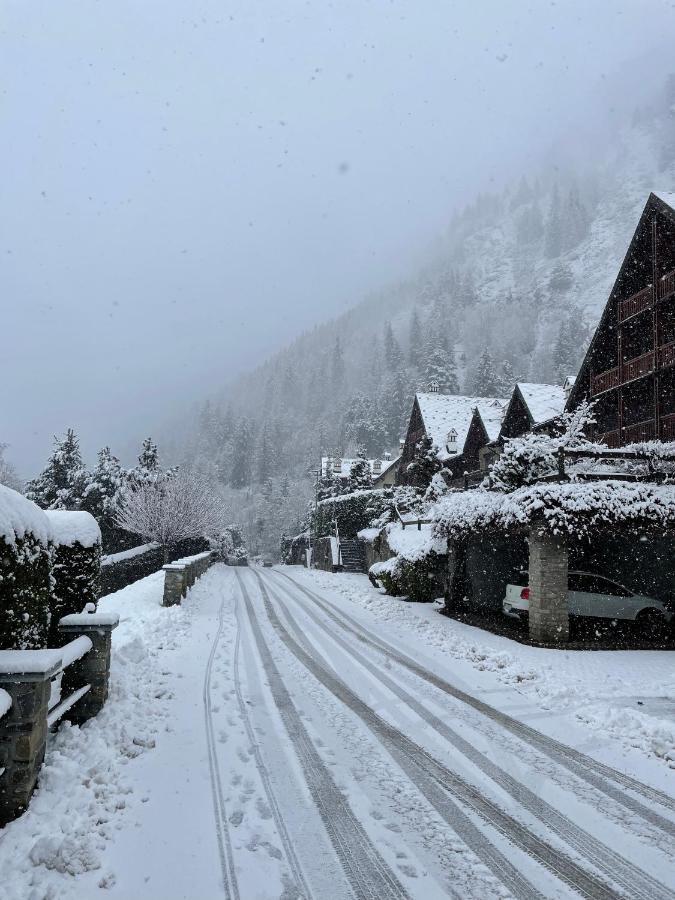 Courmayeur~Navetta Gratuita Per Il Centro+Impianti Exterior foto