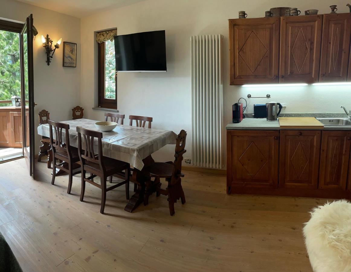 Courmayeur~Navetta Gratuita Per Il Centro+Impianti Exterior foto