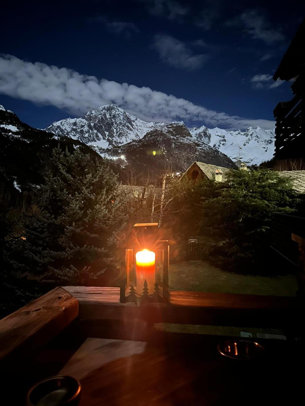 Courmayeur~Navetta Gratuita Per Il Centro+Impianti Exterior foto